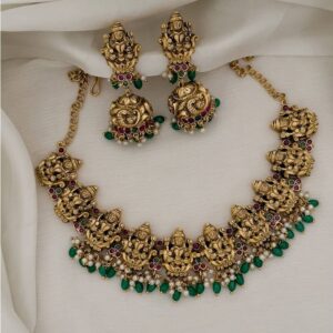 Traditional Jewelry & Beadwork